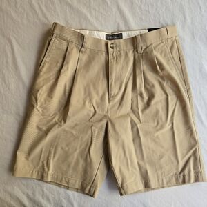 Croft & Barrow Khaki Flexible Waist Pleated Shorts W34 8" Inseam